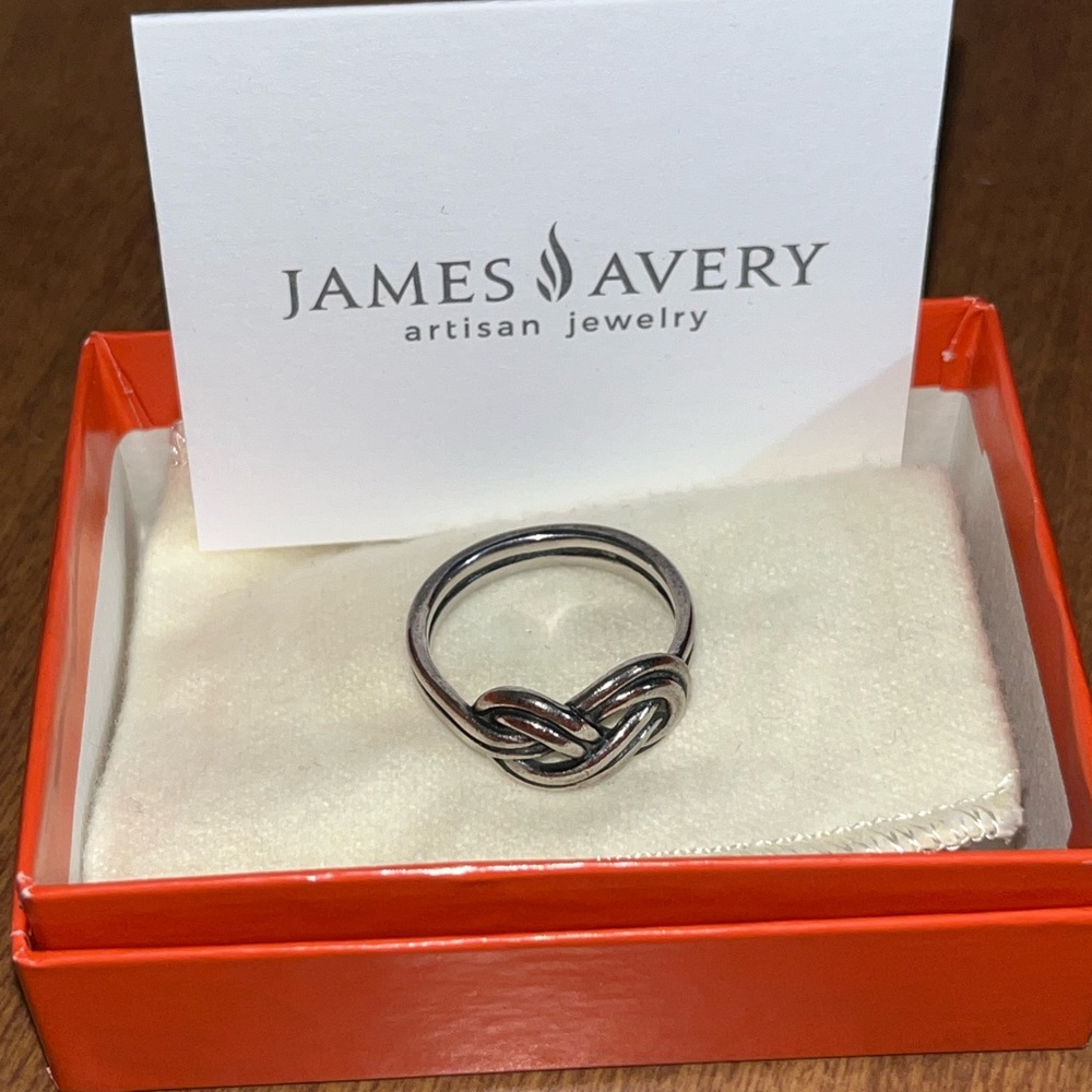 James Avery True Love Infinity Knot Ring